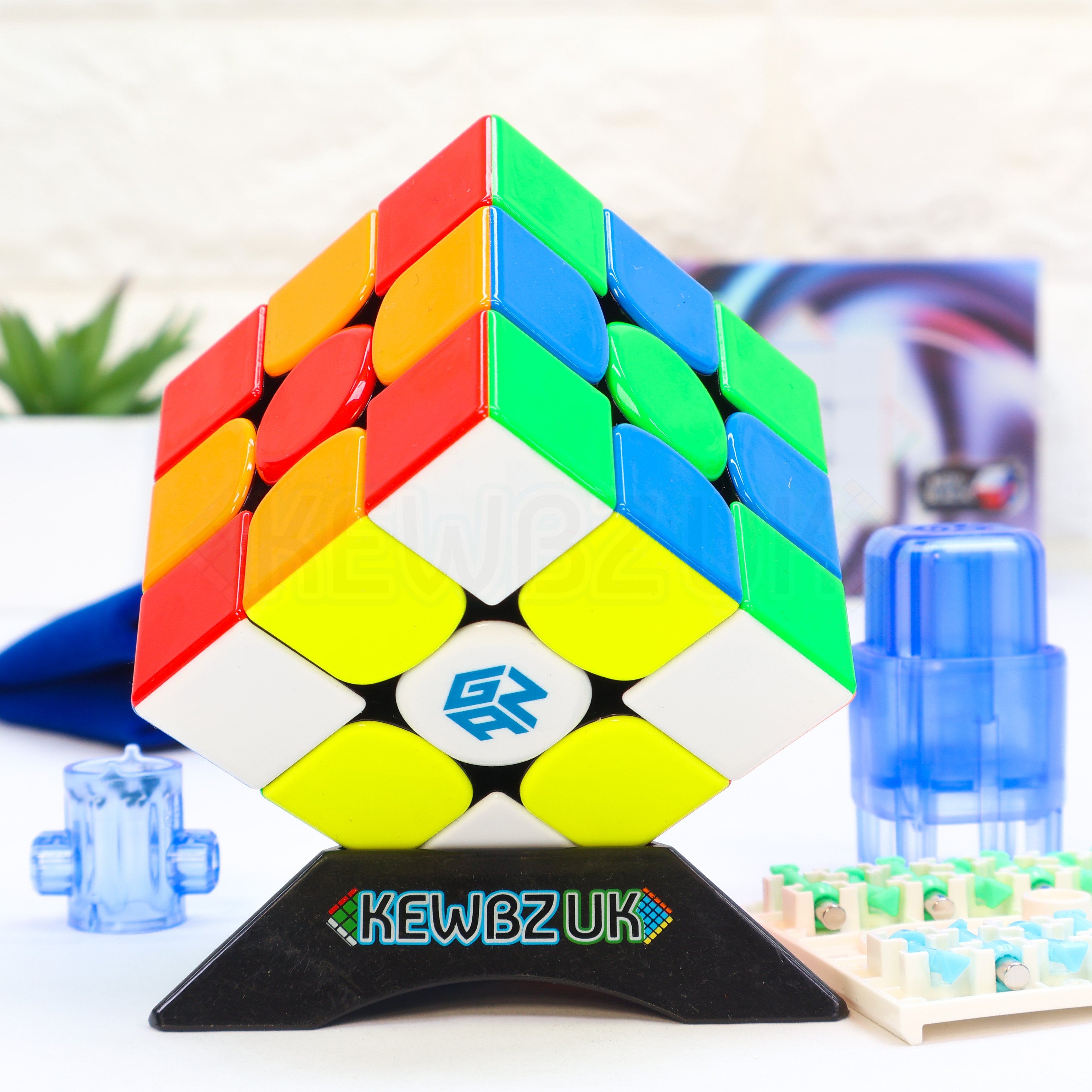 GAN 15 Black Internal (Magnetic, UV, Ball-Core)