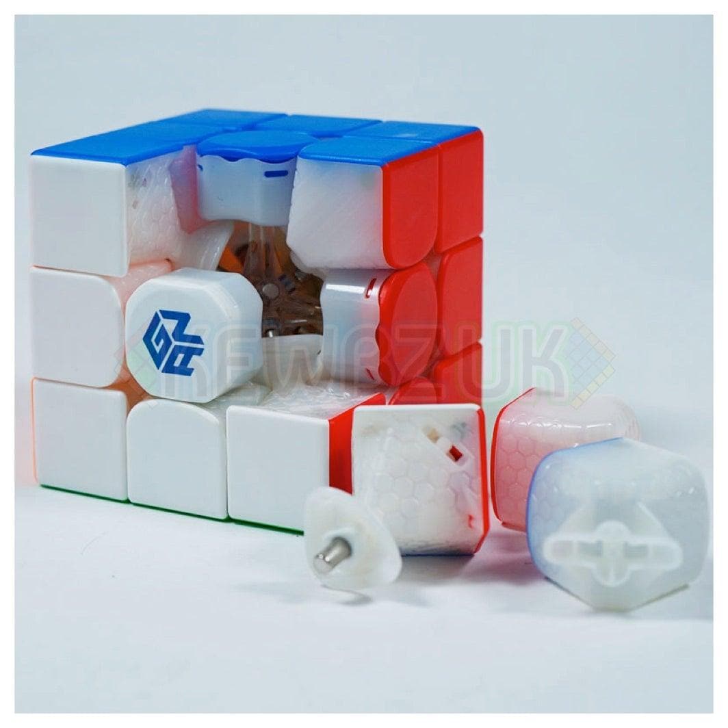 GAN 12 (Magnetic, Maglev, Ball-Core, UV)
